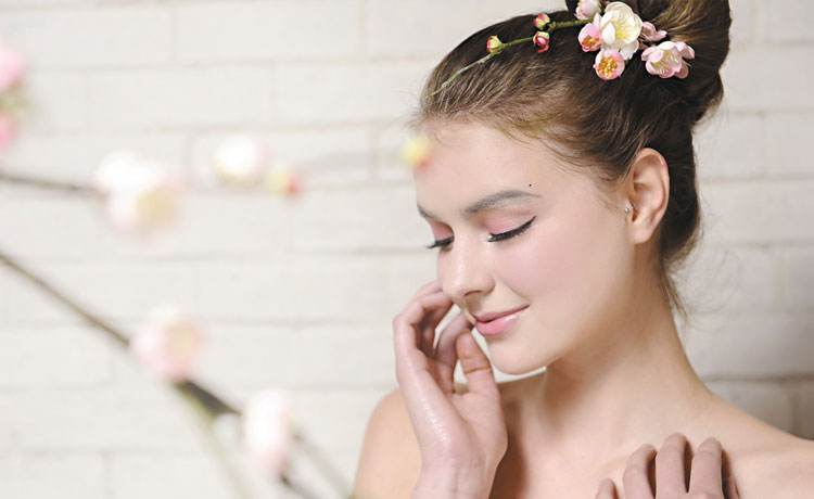 论女性化妆品的包装设计