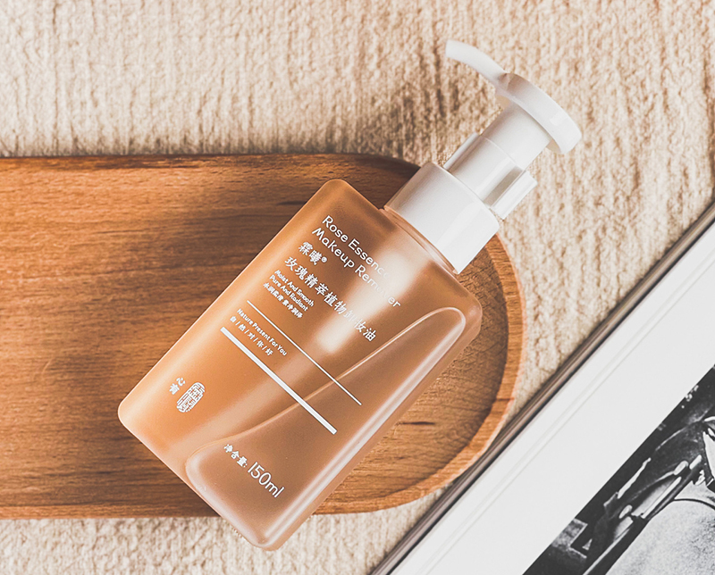 把精油融入每一件护肤品,消费者会为此买单吗? 把精油融入每一件护肤品,消费者会为此买单吗?