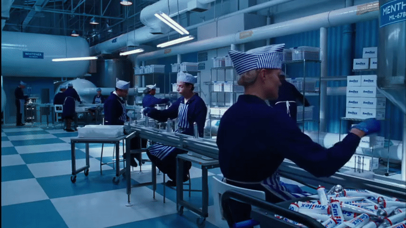 再也不用「挤牙膏」,高露洁换上的「润滑剂」包装,让牙膏从此一滴不剩 再也不用「挤牙膏」,高露洁换上的「润滑剂」包装,让牙膏从此一滴不剩